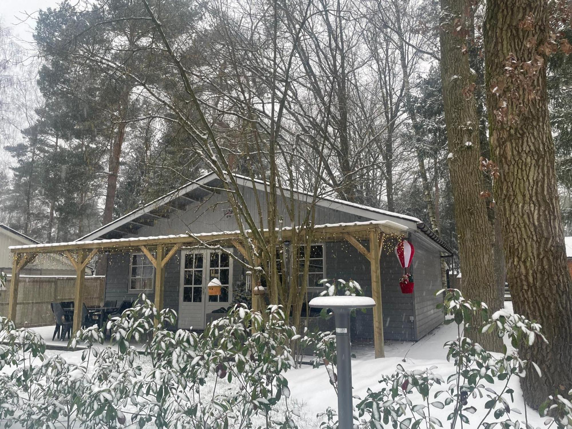Chalet Sint-Hubertus Du Bois Zutendaal Kültér fotó